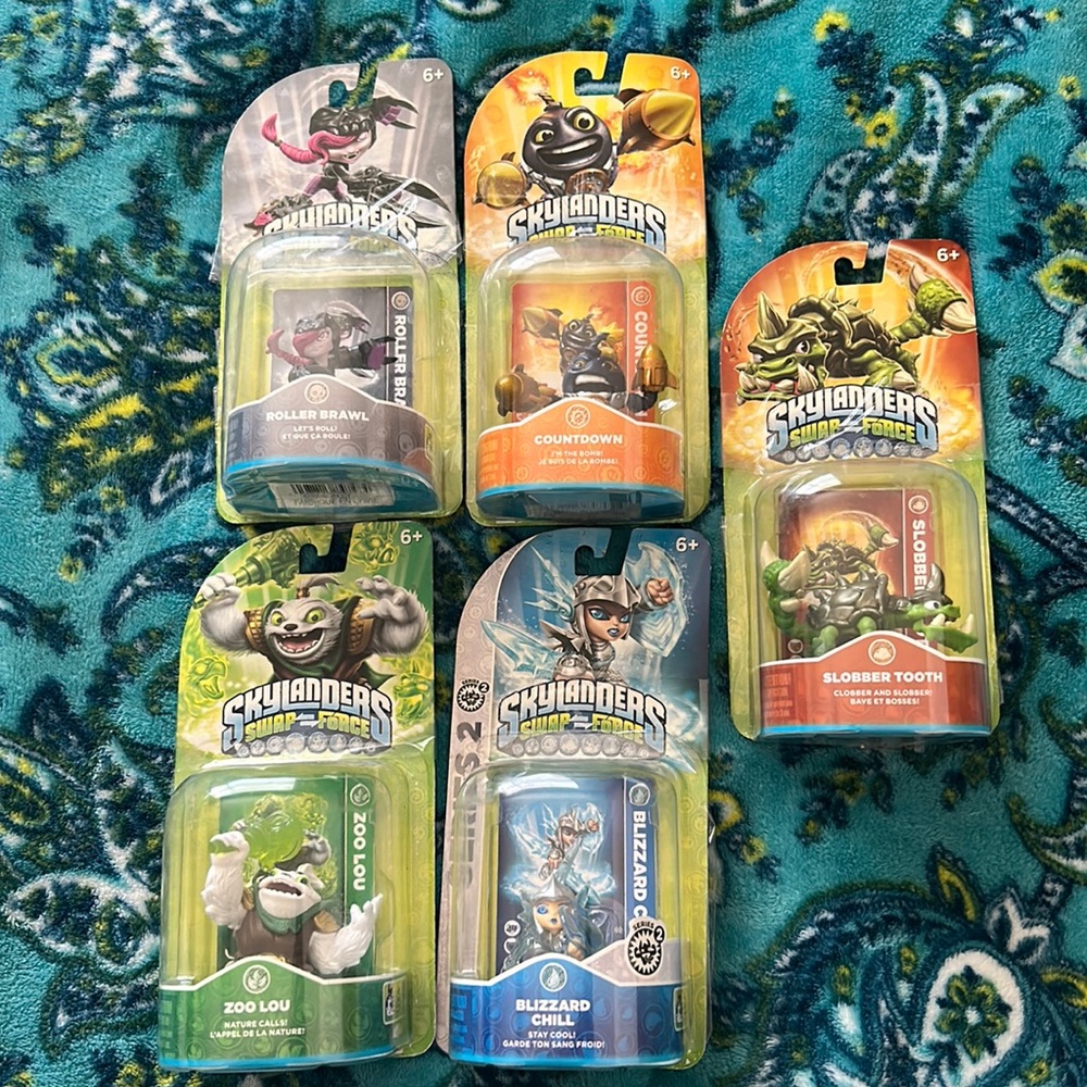 Skylanders Swap Force bundle and "Skylanders Superchargers & Trap Team bundle